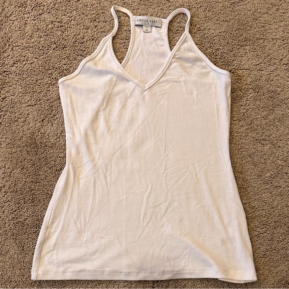 NWOT Amour Vert White Tank Top - Picture 1 of 3